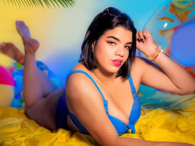 MilaLarue WebCAM 