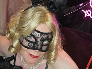 WebCAM di Bad_Bunny_Domina
