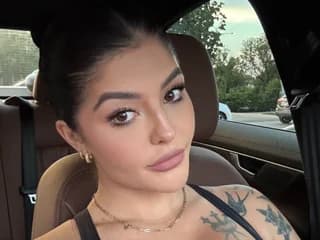 Bustycherry333 WebCAM 