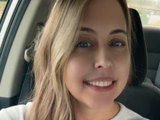 WebCAM of KayBayBees