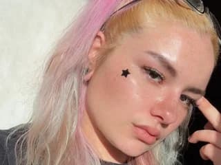 WebCAM di LostInHerWonderland