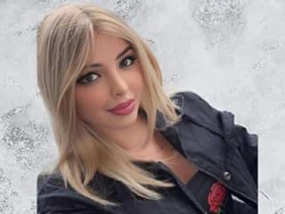 WebCAM of NaomieMiou69