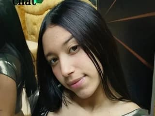 SkinnyBrenda WebCAM 